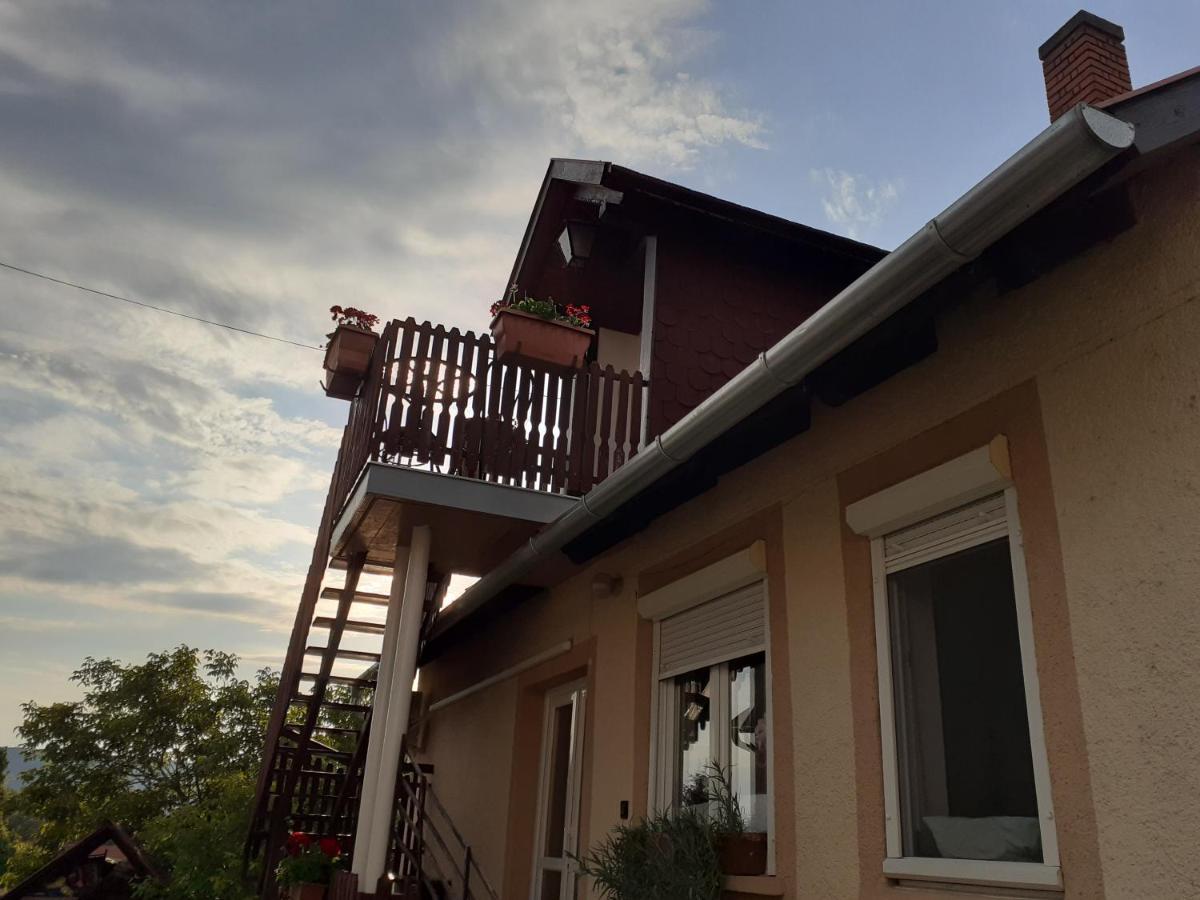 Miklai Haz Apartment Szigliget Exterior foto